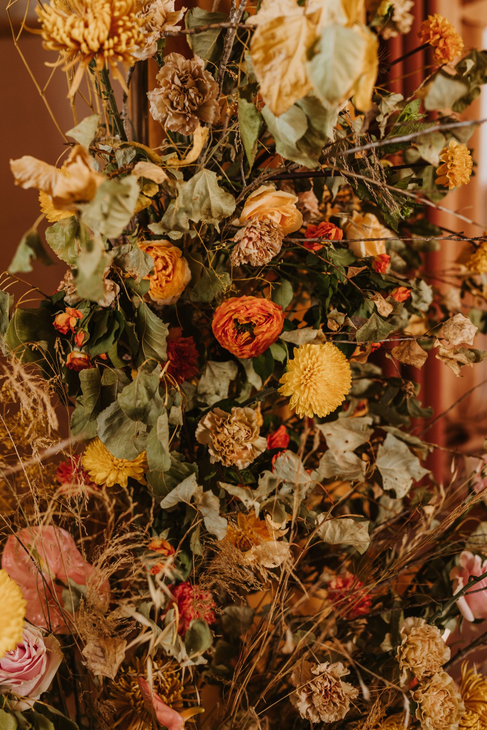 Crear tu editorial de boda - Ceremonia - decoración floral Flores la Boheme